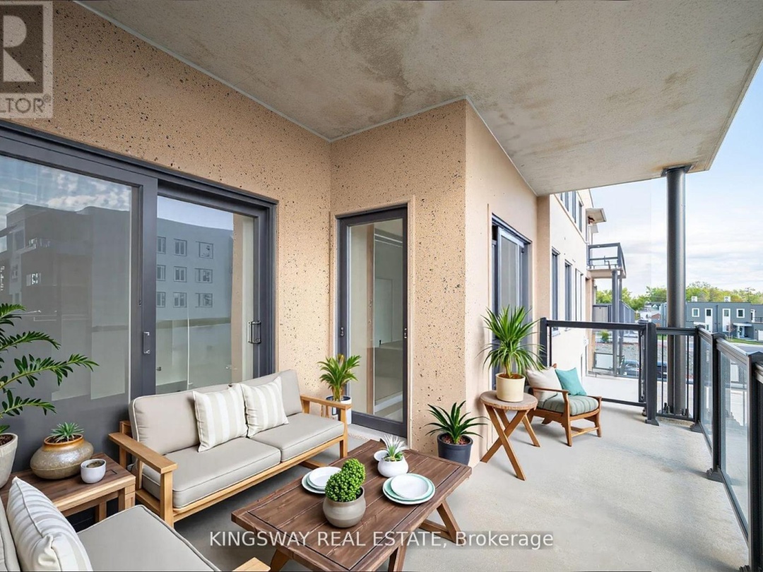 303 - 19B WEST STREET N, 