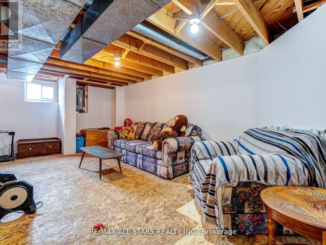 904 ELDON ROAD, 