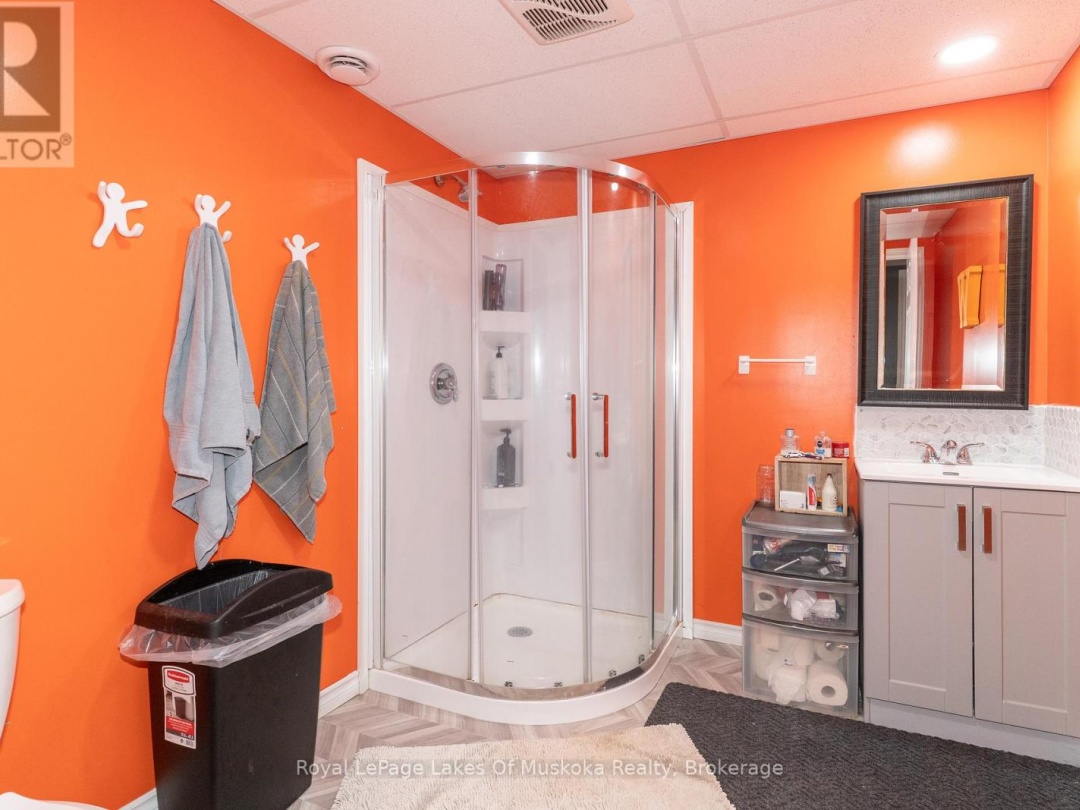 74 GLENCAIRN CRESCENT, 