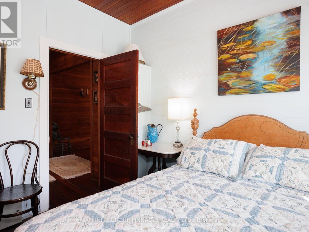 B35 LAKESHORE ROAD, 