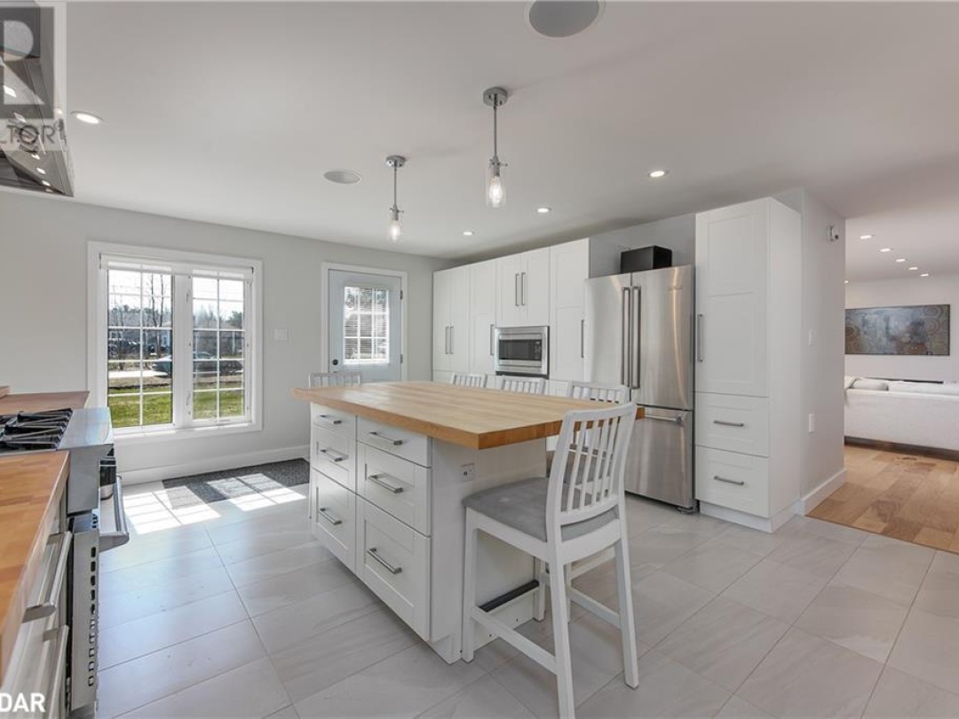 1572 Laughlin Falls Road, Coldwater