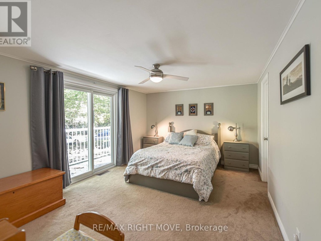 4350 Plum Point Road, Lake Simcoe