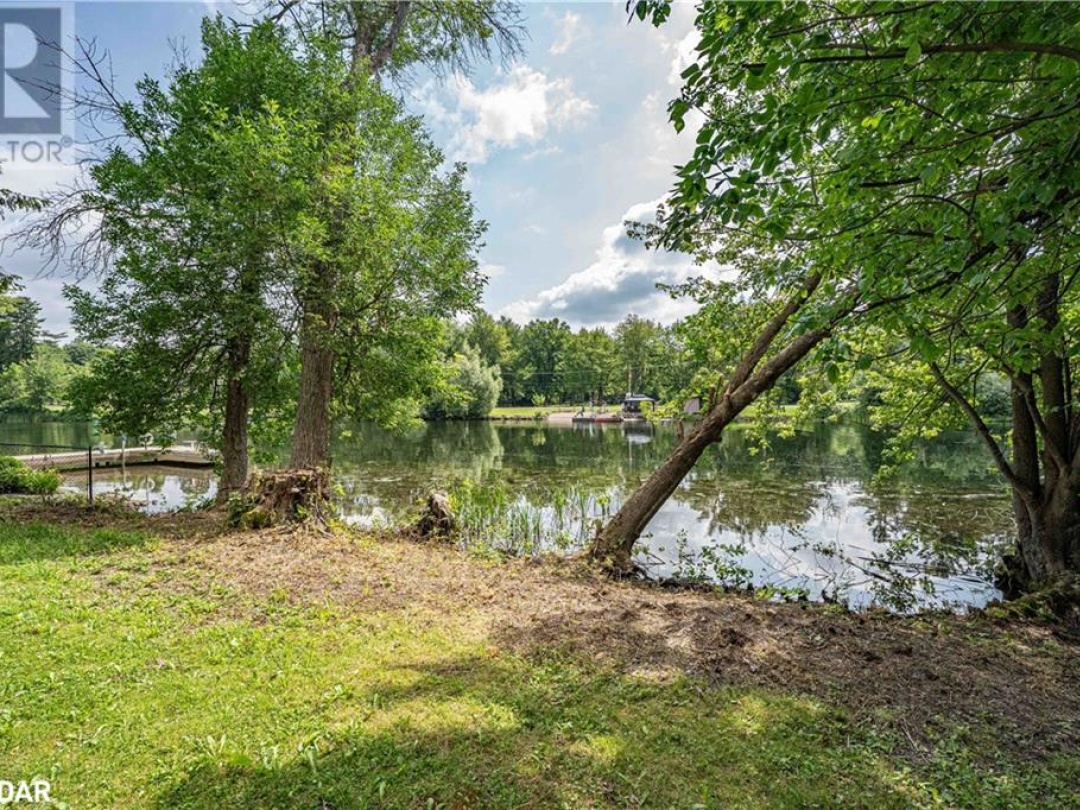 1705 PENINSULA PT ROAD, 