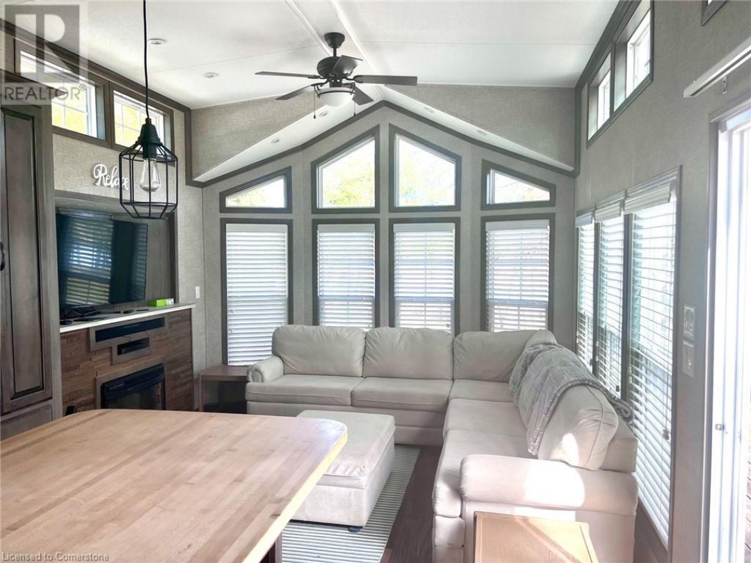 2152 County 36 Road Unit# 30, Sturgeon Lake