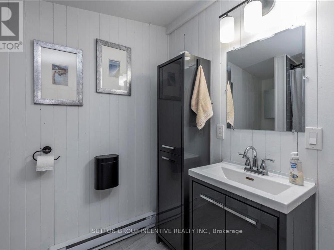 1169 NORTH KAHSHE LAKE ROAD, 