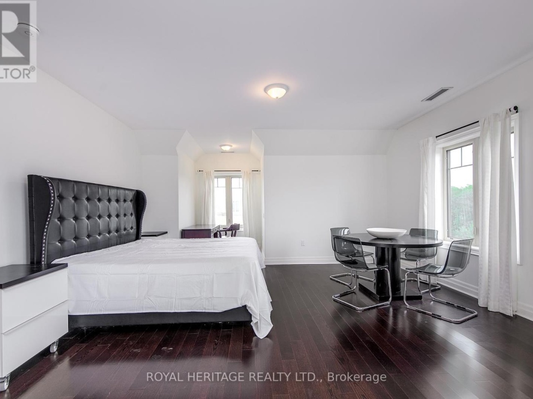 130 STEAMSHIP BAY ROAD, 