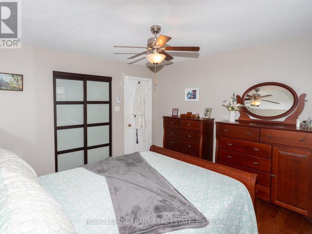 318 Forest Harbour Trail, Pigeon Lake