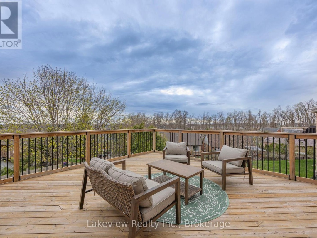 31 CLEOPATRA COURT, Orillia