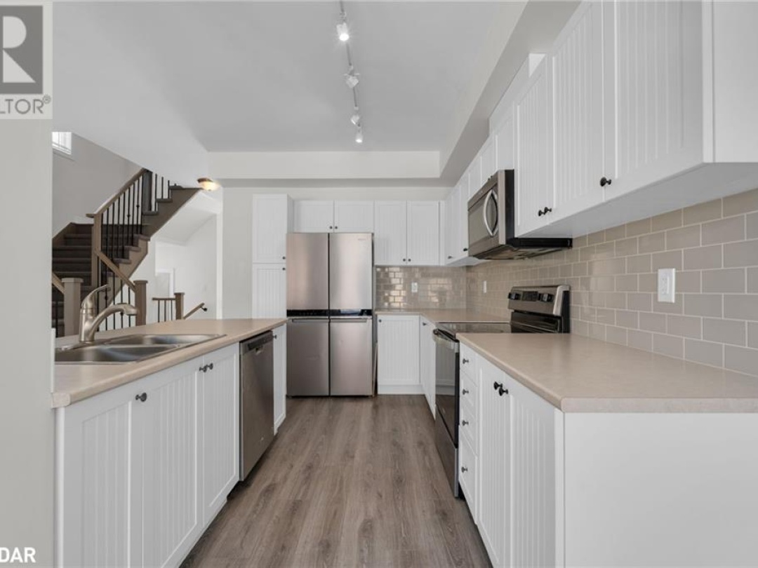 24 Churchlea Mews, Orillia