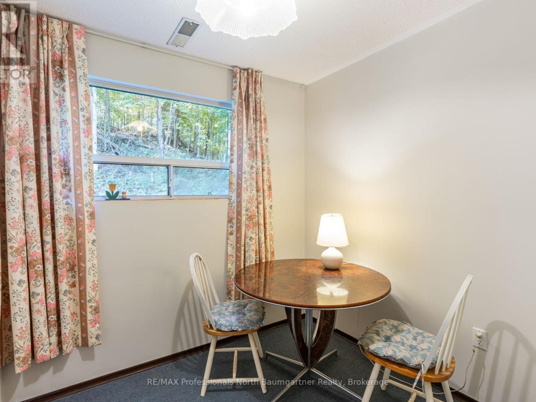 1566 WEST SETTLEMENT ROAD, 