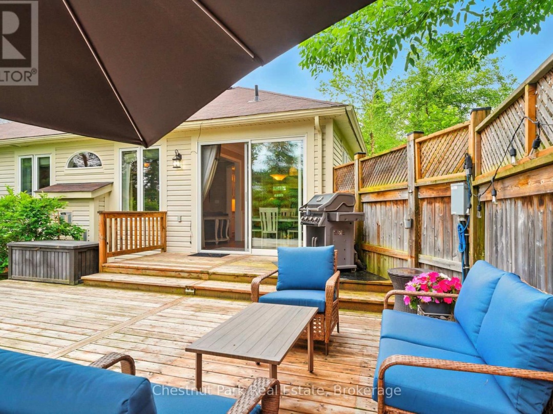 33 CLEARBROOK TRAIL, 