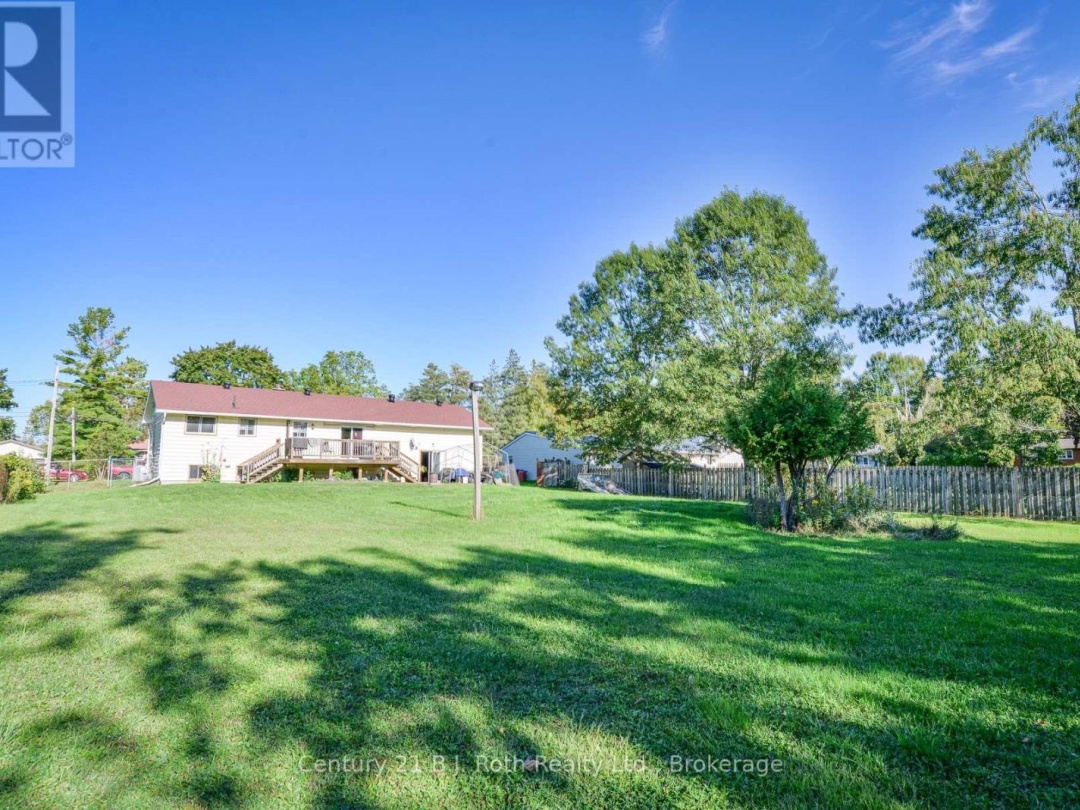 3 VINE STREET, 