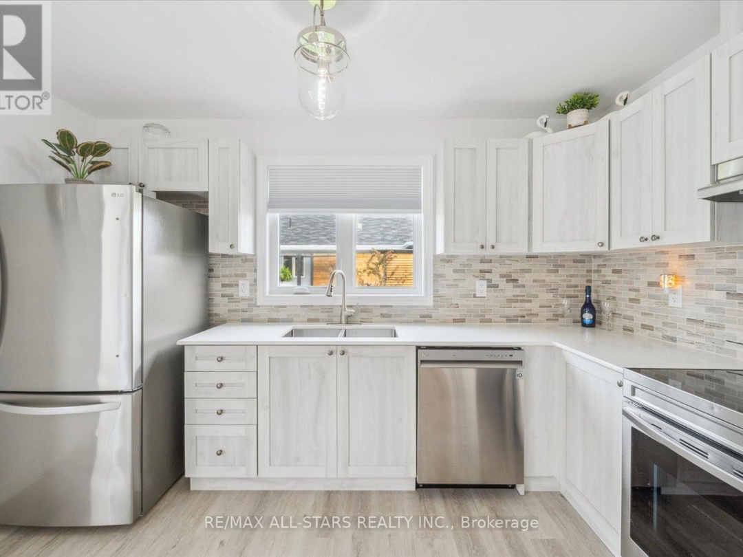 31 REYNOLDS DRIVE, 