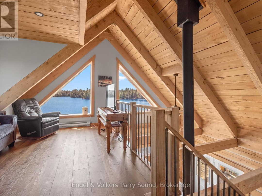 201 Loch Erne Road, Vowel Lake