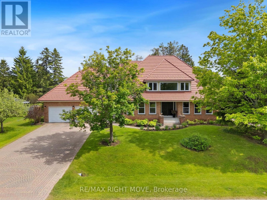 1998 Voyageur Circle, Severn