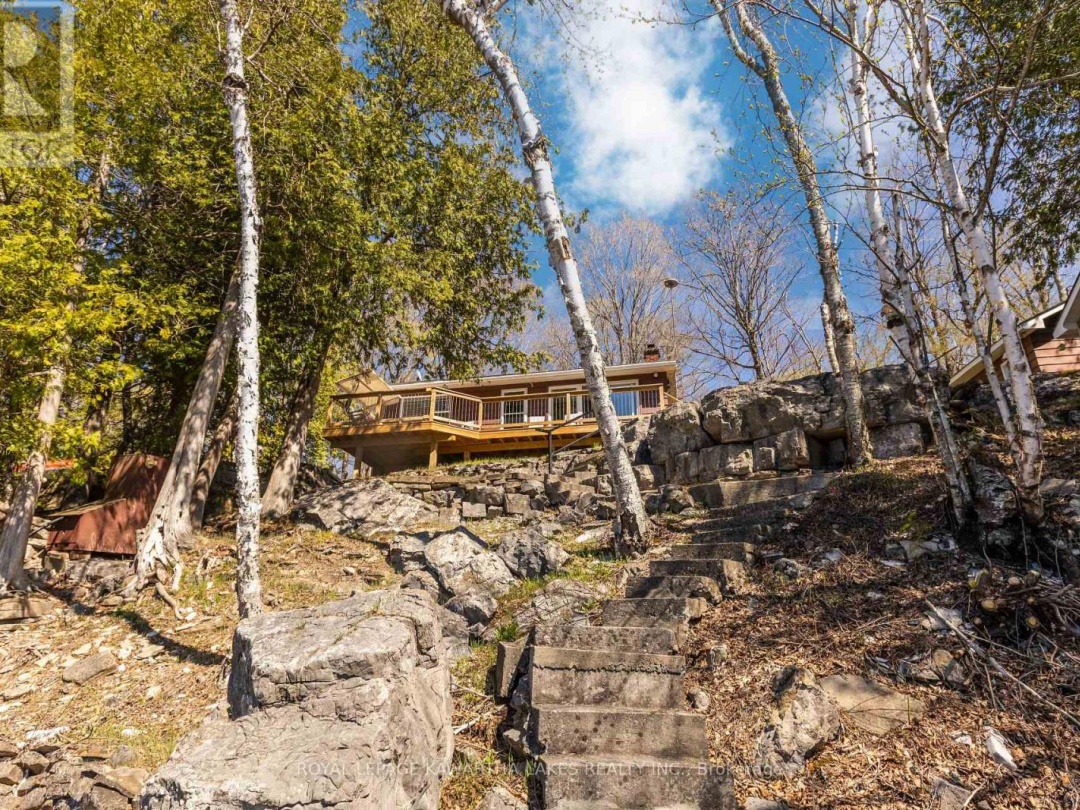 194 Rustic Trail, Four Mile Lake