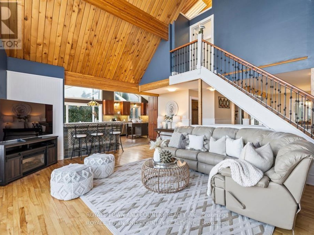 151 Peller Court, Pigeon Lake