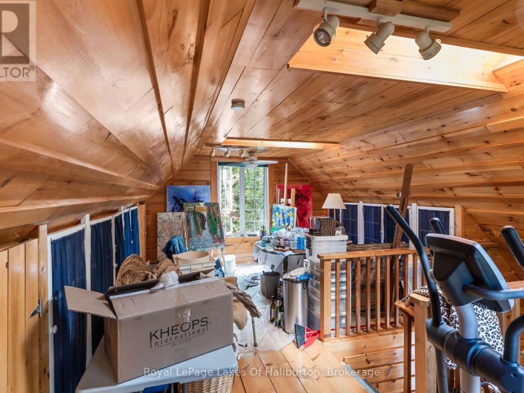 1049 NINATIGO LANE, Maple Lake