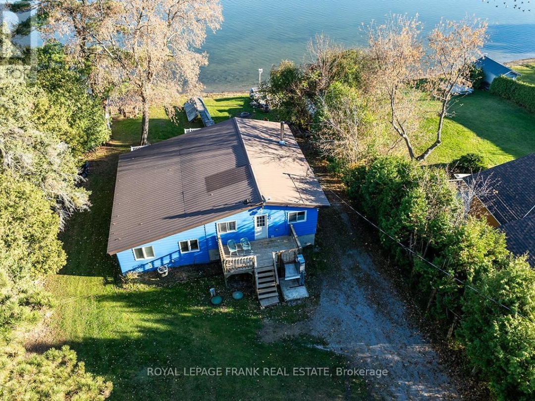 121 BALL POINT ROAD, Lake Scugog