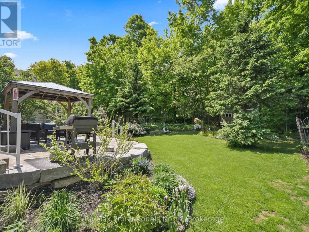 21 WOODMAN'S CHART, Gravenhurst (Muskoka (S))
