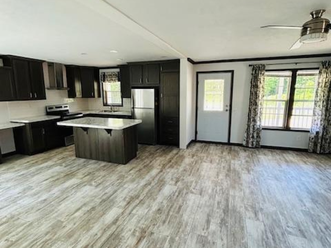 6 - 1701 HIGHWAY 11, 