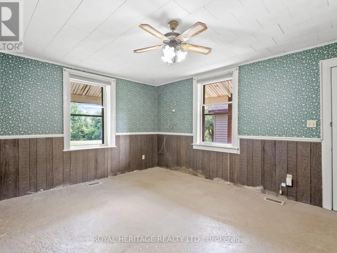 5 + 13 COSH'S ROAD, 