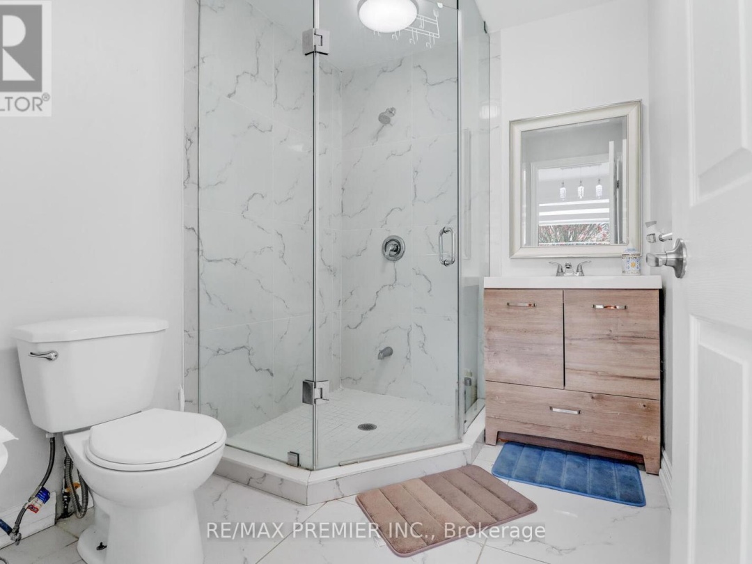 100 Readman Street, Lake Muskoka