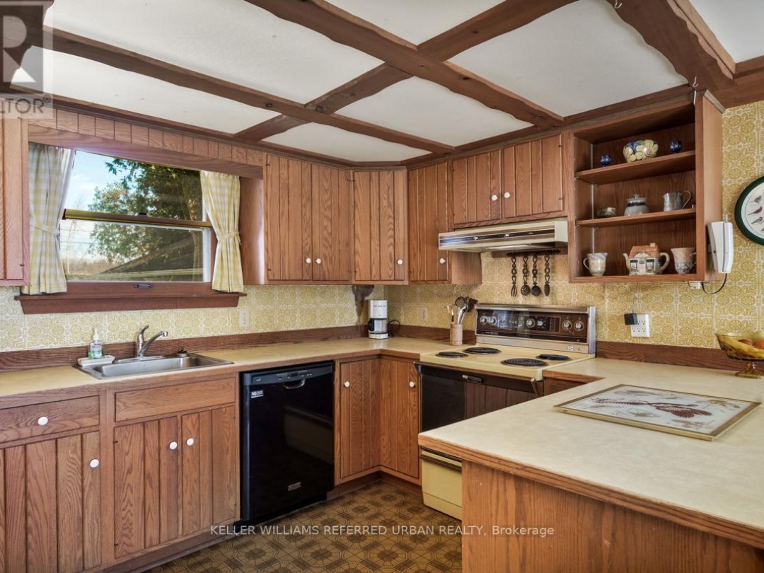 26950 CEDARHURST BEACH ROAD, 