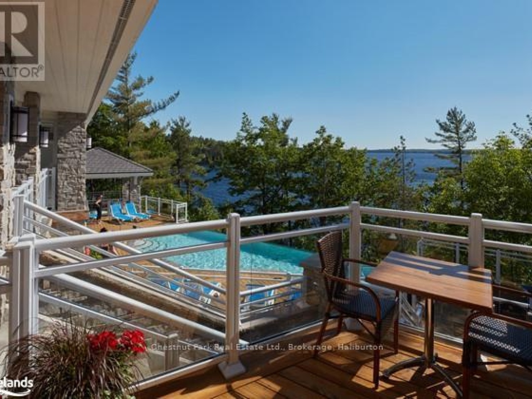 4 - 1869 MUSKOKA DISTRICT ROAD 118 WEST, 