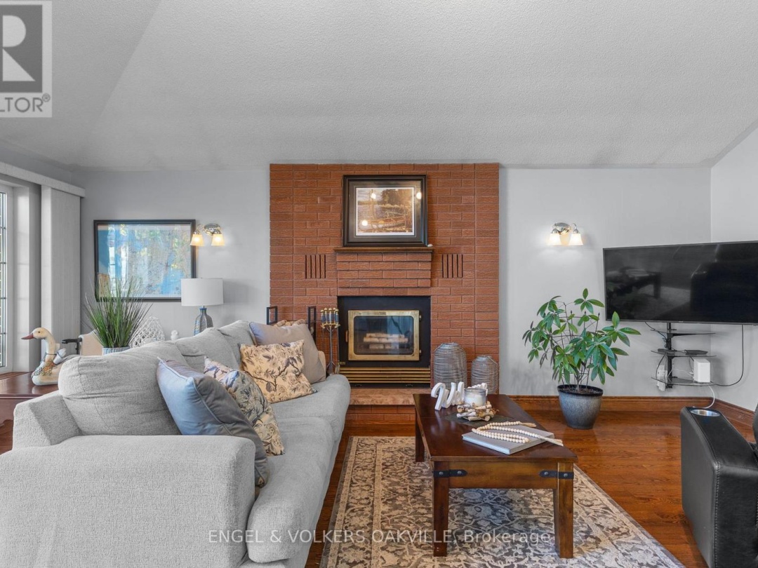 216 ROBINS POINT ROAD, Georgian Bay