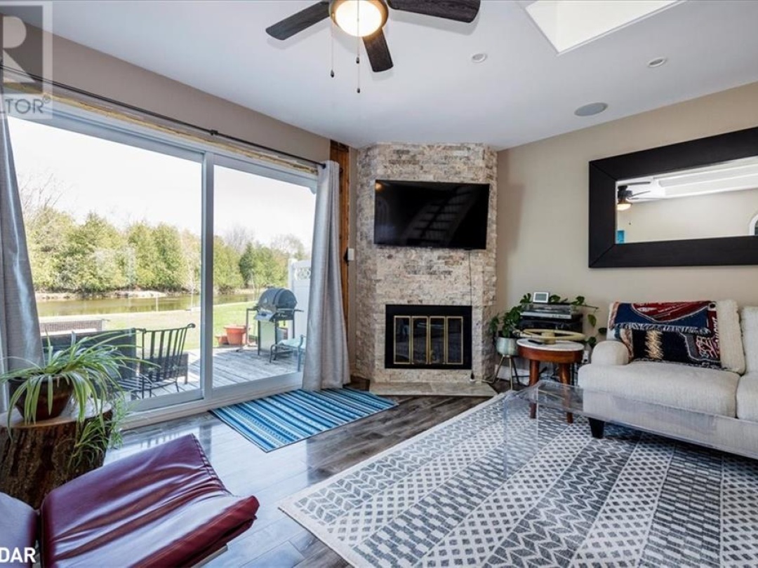 81 Laguna Parkway Parkway Unit# 12, Lake Simcoe