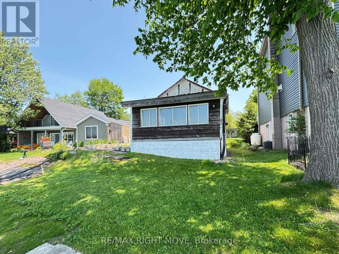 7682 OAK POINT ROAD, 