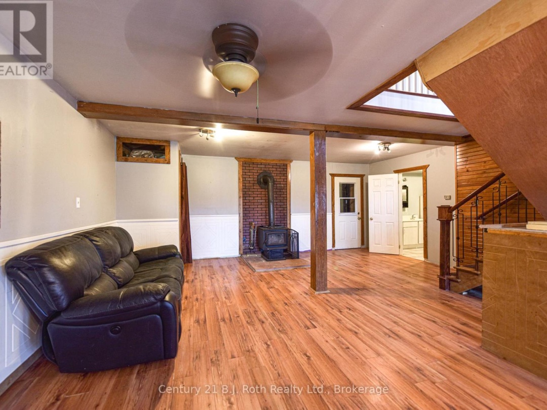 5135 SIDEROAD 25, 