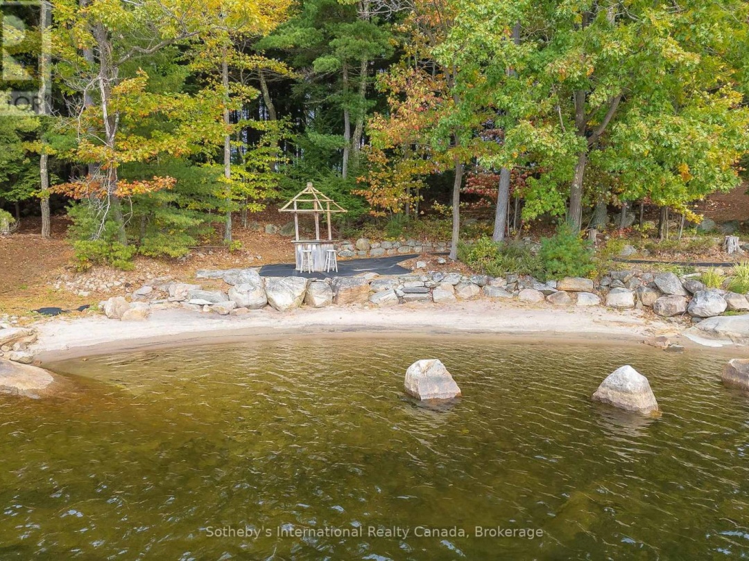 22418 GEORGIAN BAY SHORE, Longuissa Bay