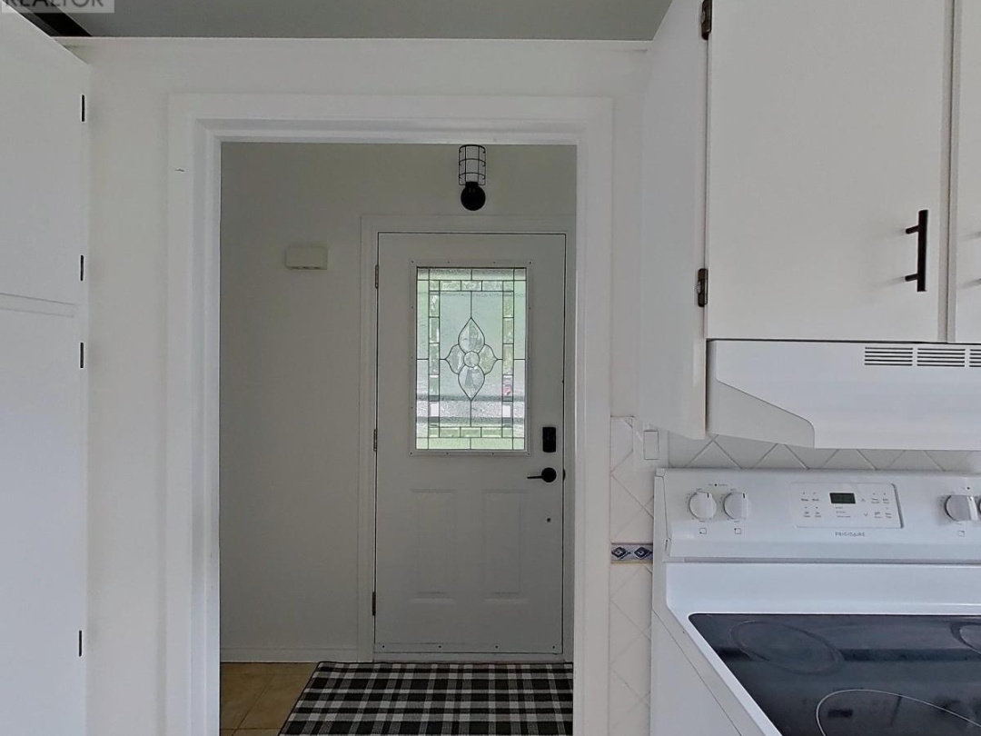 4 MAYPARK DRIVE, 
