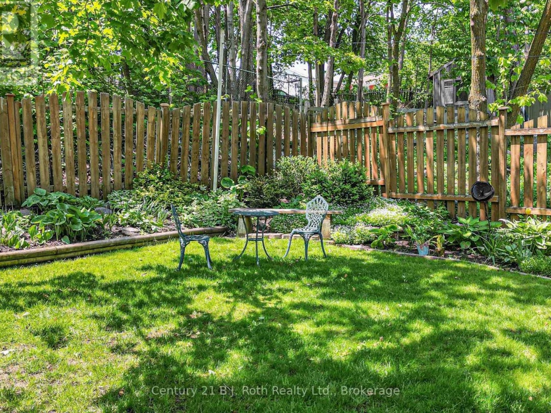 297 MATCHEDASH STREET N, 