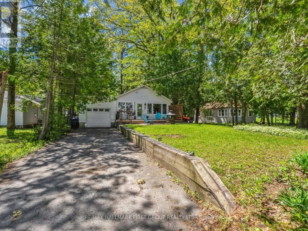 3074 Sparrow Lake Road S, Severn