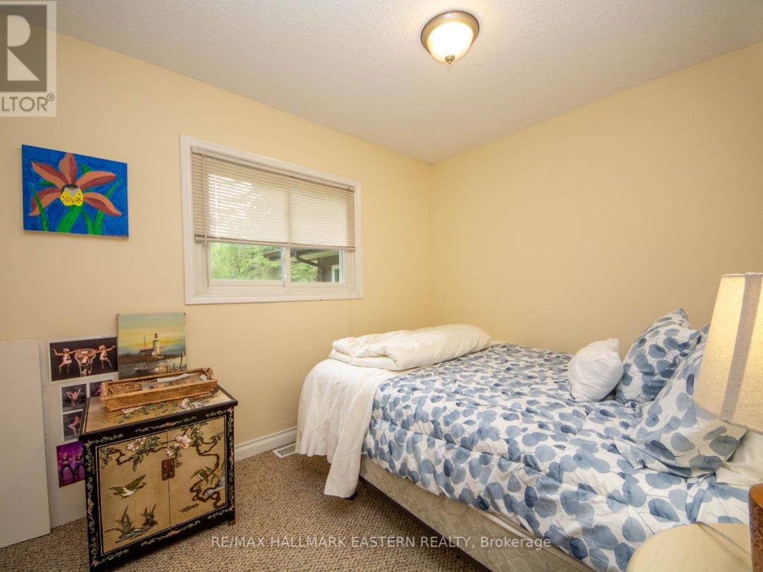 12 ALPINE CRESCENT, 