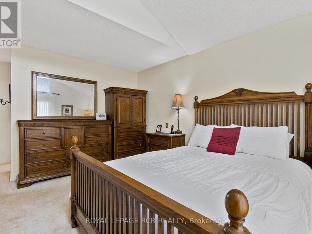 5 PARK LANE, 