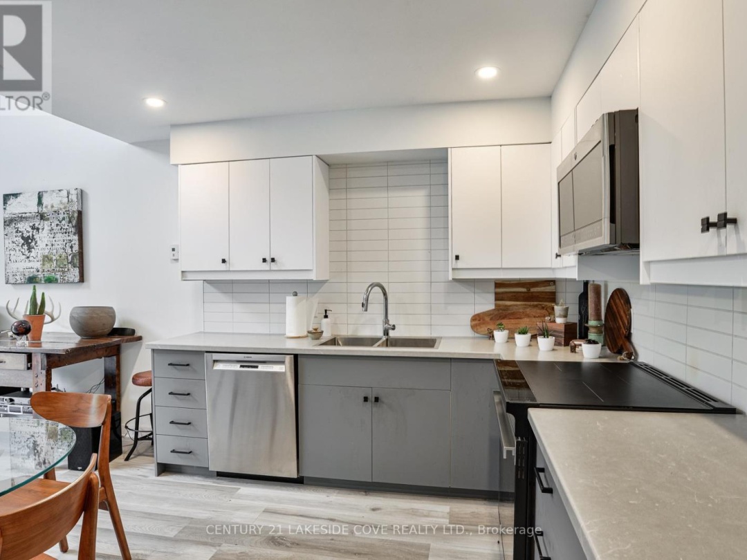 Unit 13 31 Laguna Parkway, Lake Simcoe