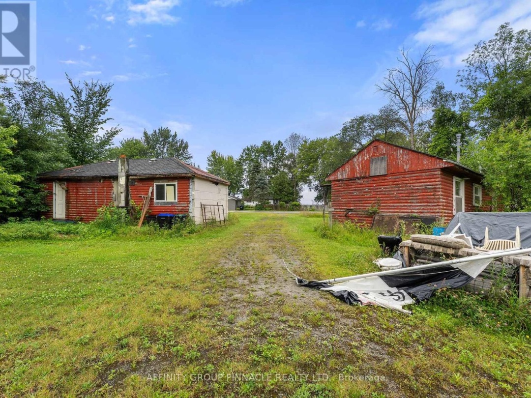 1 & 4 2559 Lakeshore Drive, Ramara