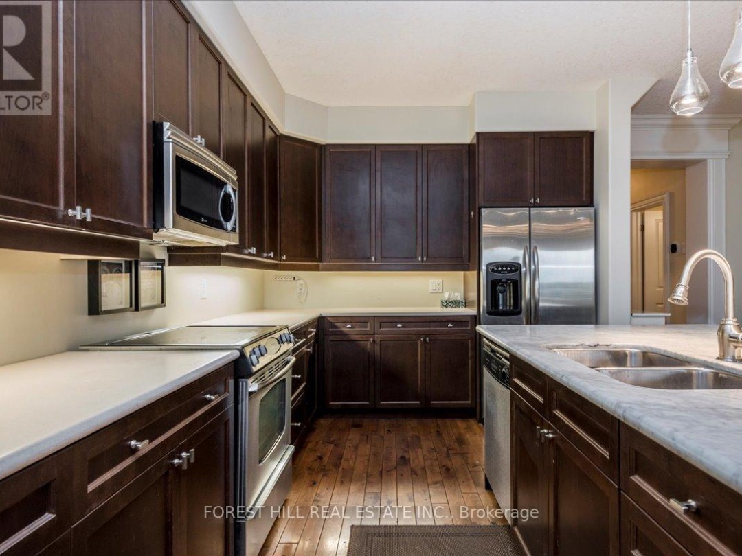 10 - 10 INVERMARA COURT, Lake Simcoe