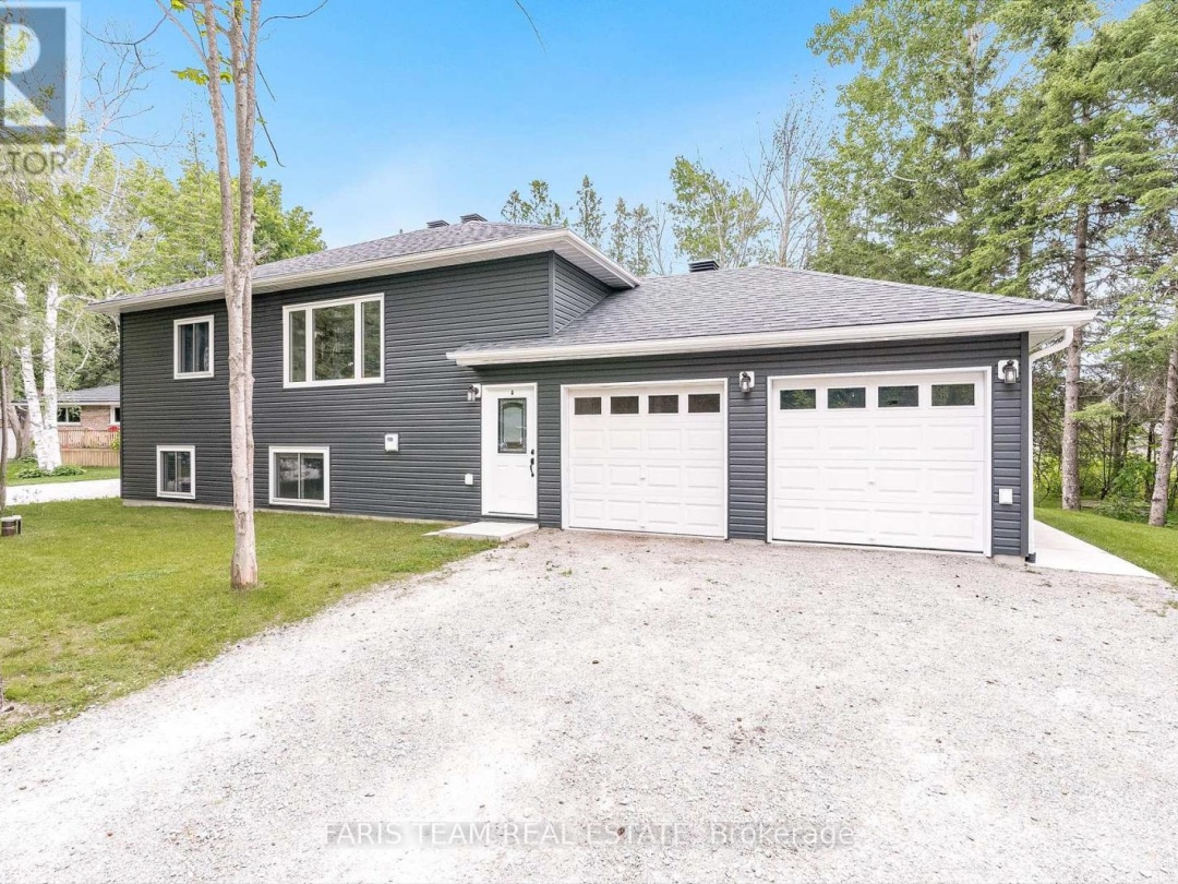 2082 CENTRE AVENUE, 