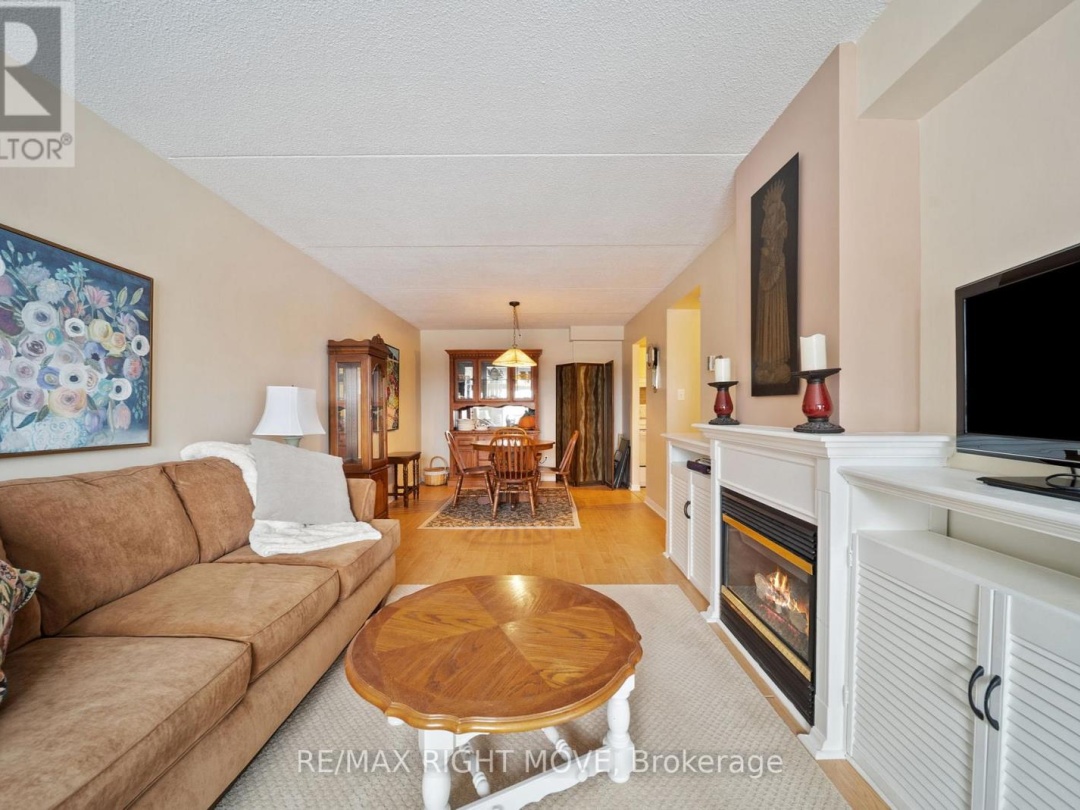 204 - 54 FITTONS ROAD W, 