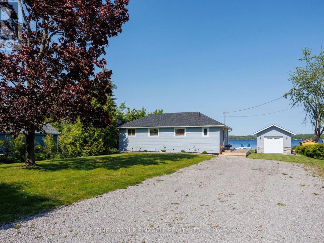 12 GILLIS STREET, Sturgeon Lake