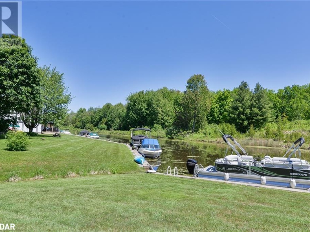 31 Laguna Parkway Unit# 1, Lake Simcoe