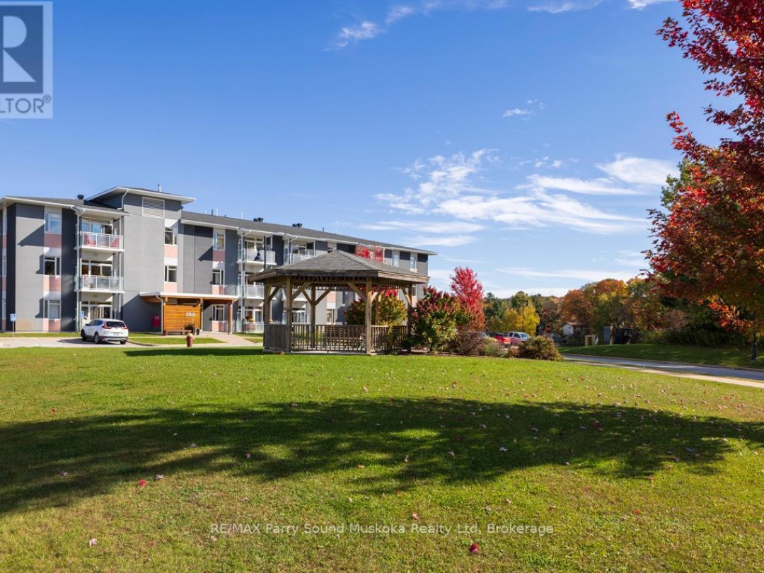 303 - 20D SILVER BIRCH COURT, 