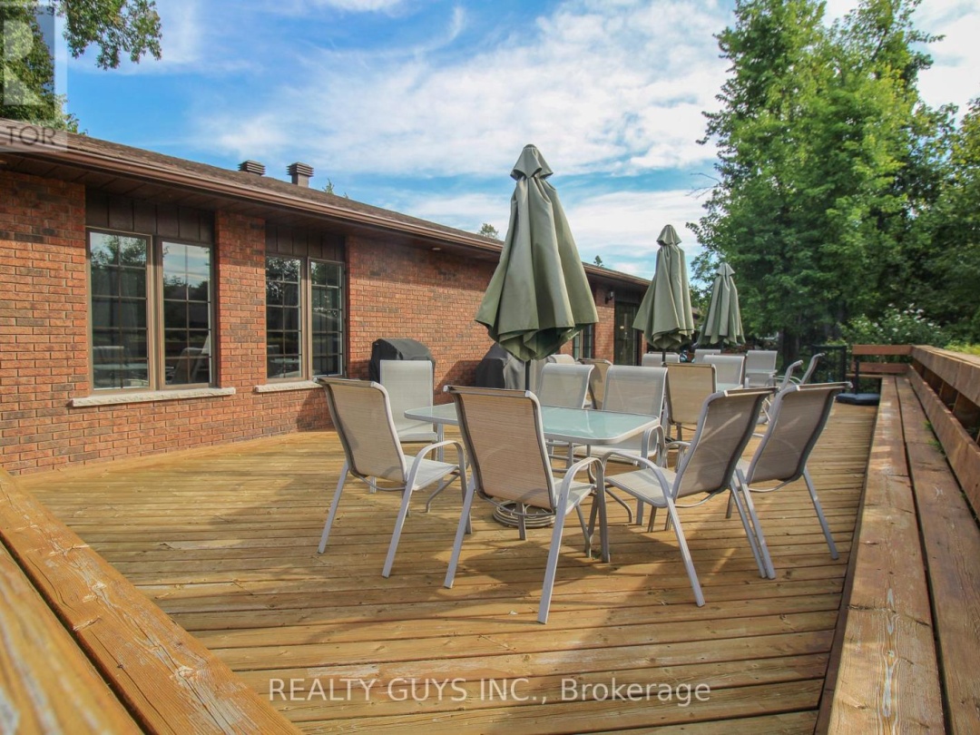 #204 - 200 EAST STREET S, 