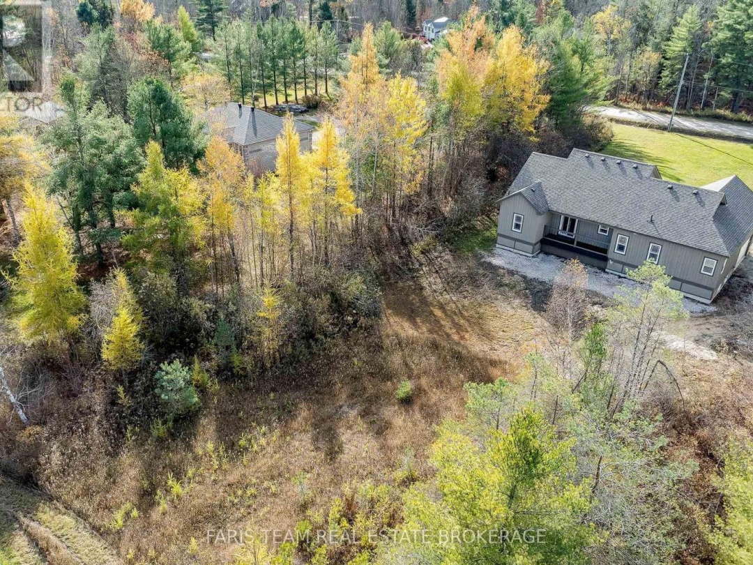 7589 CRONK SIDE ROAD, 