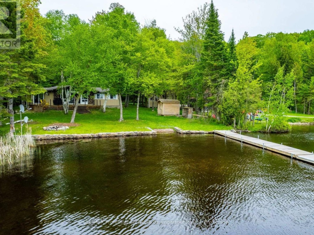 1088 Gravel Pit Drive, Canning Lake
